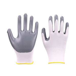 Гладкие рабочие перчатки с нитриловым покрытием из полиэстера 13G 
